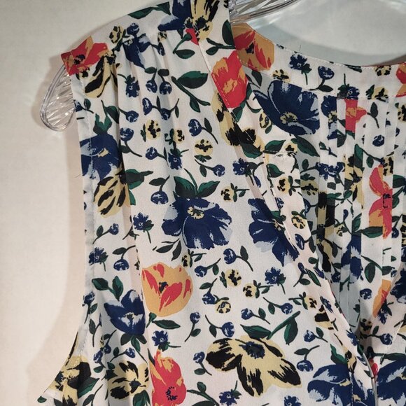 Chelsea & Theodore Woman's Sleeveless Button Up Top Size XL White w/Floral - Picture 2 of 6